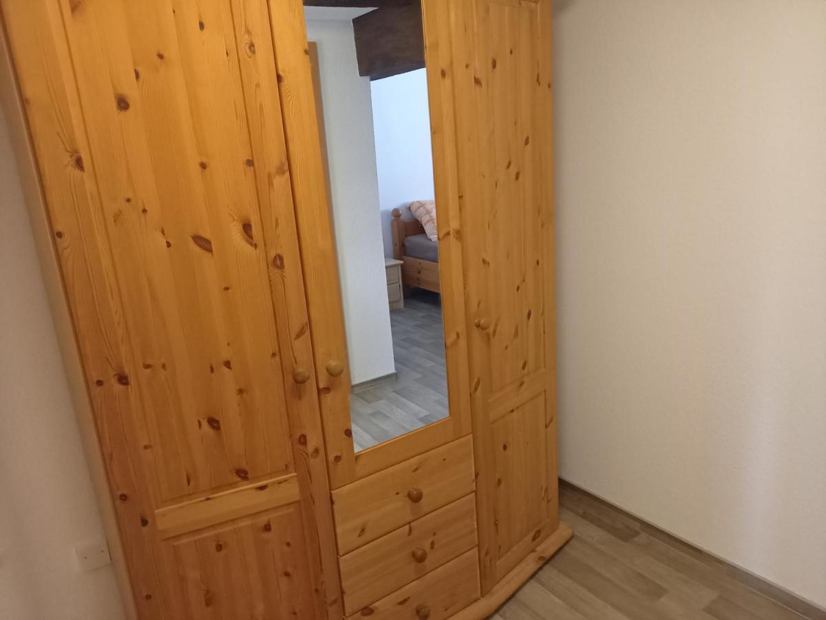 Wollröder Krug Hotell Guxhagen Exteriör bild